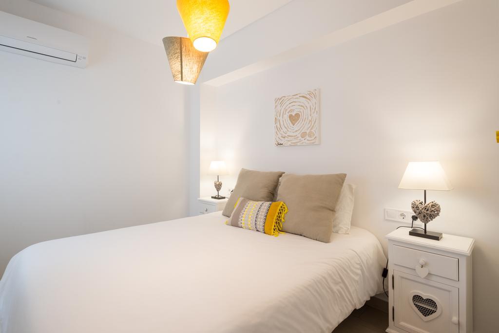 Pena City Center Apartment Малага Екстер'єр фото