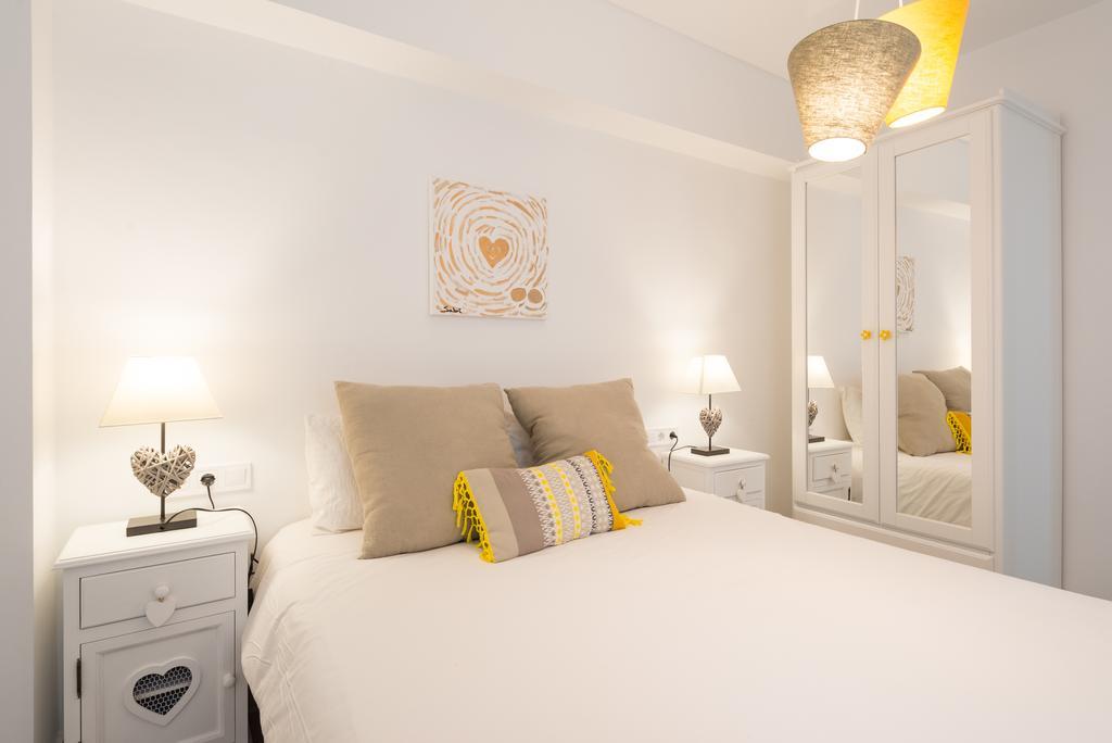 Pena City Center Apartment Малага Екстер'єр фото